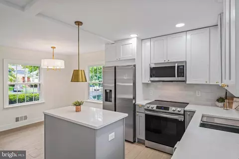 300 Williamsburg Dr, Silver Spring, MD 20901 photo 21