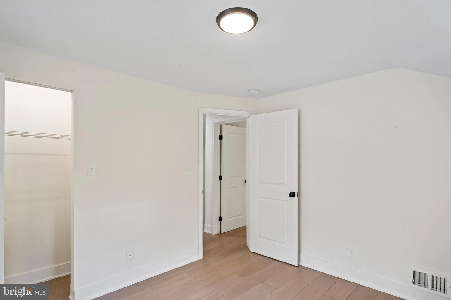 300 Williamsburg Dr, Silver Spring, MD 20901 photo 48
