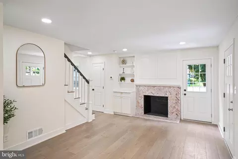 300 Williamsburg Dr, Silver Spring, MD 20901 photo 11