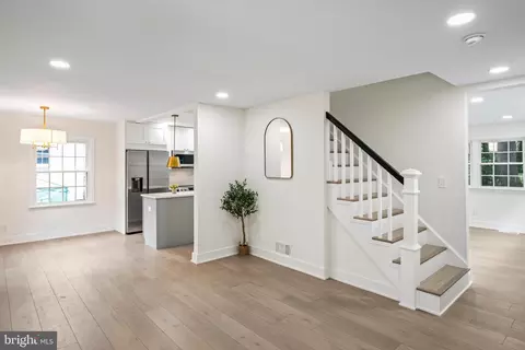 300 Williamsburg Dr, Silver Spring, MD 20901 photo 12