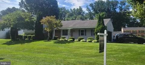 2313 Blue Valley Dr, Silver Spring, MD 20904 photo 3