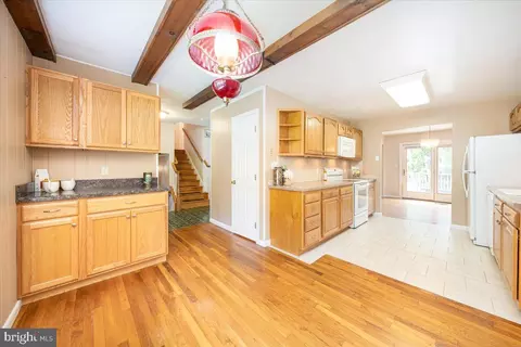 2313 Blue Valley Dr, Silver Spring, MD 20904 photo 16
