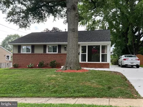 13106 Superior St, Rockville, MD 20853