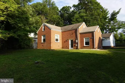 1011 Hollywood Ave, Silver Spring, MD 20904 photo 2