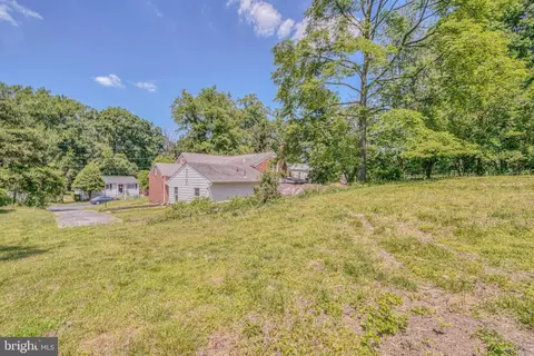 1013 Hollywood Ave, Silver Spring, MD 20904 photo 3