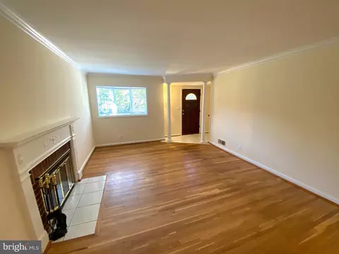 1612 Flora Ln, Silver Spring, MD 20910 photo 6