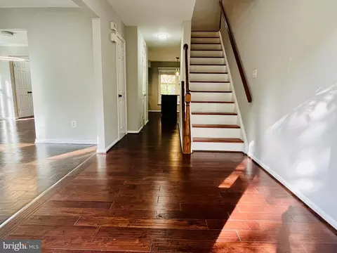 1910 Alabaster Dr, Silver Spring, MD 20904 photo 3