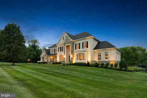 9763 Hawkins Creamery Rd, Gaithersburg, MD 20882