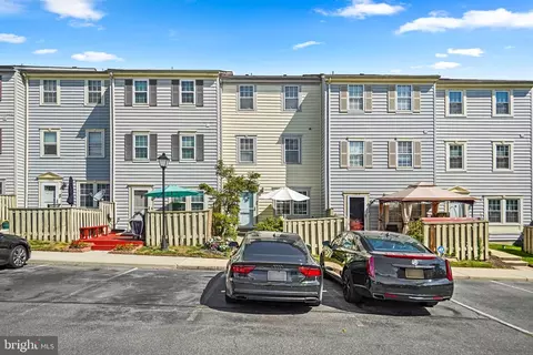 13208 Musicmaster Dr #160, Silver Spring, MD 20904