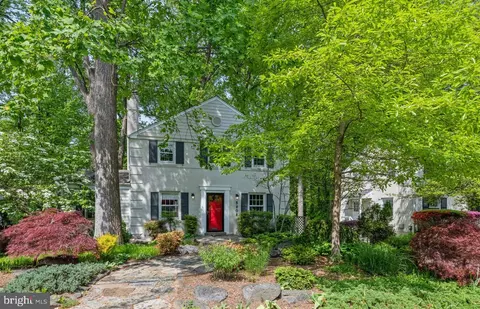 5908 Cobalt Rd, Bethesda, MD 20816