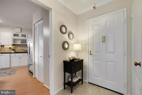 15107 Interlachen Dr #2-804, Silver Spring, MD 20906 photo 6