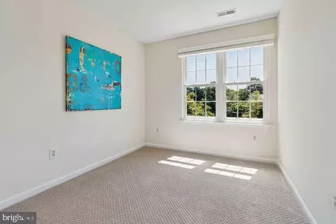 2601 Deer Ridge Dr, Silver Spring, MD 20904 photo 16