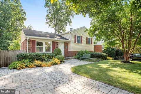 11332 Mitscher St, Kensington, MD 20895
