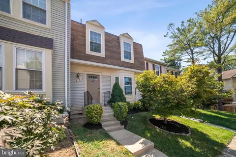 6 Sebastiani Blvd, Gaithersburg, MD 20878