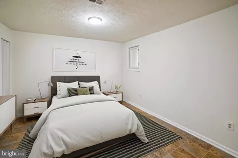 13905 Pleasant Grove Ct, Silver Spring, MD 20904 photo 30