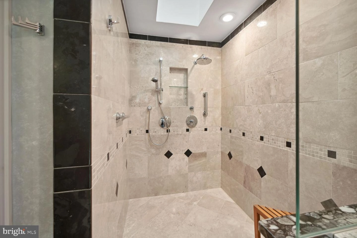 6 Symphony Woods Ct, Silver Spring, MD 20901 photo 28