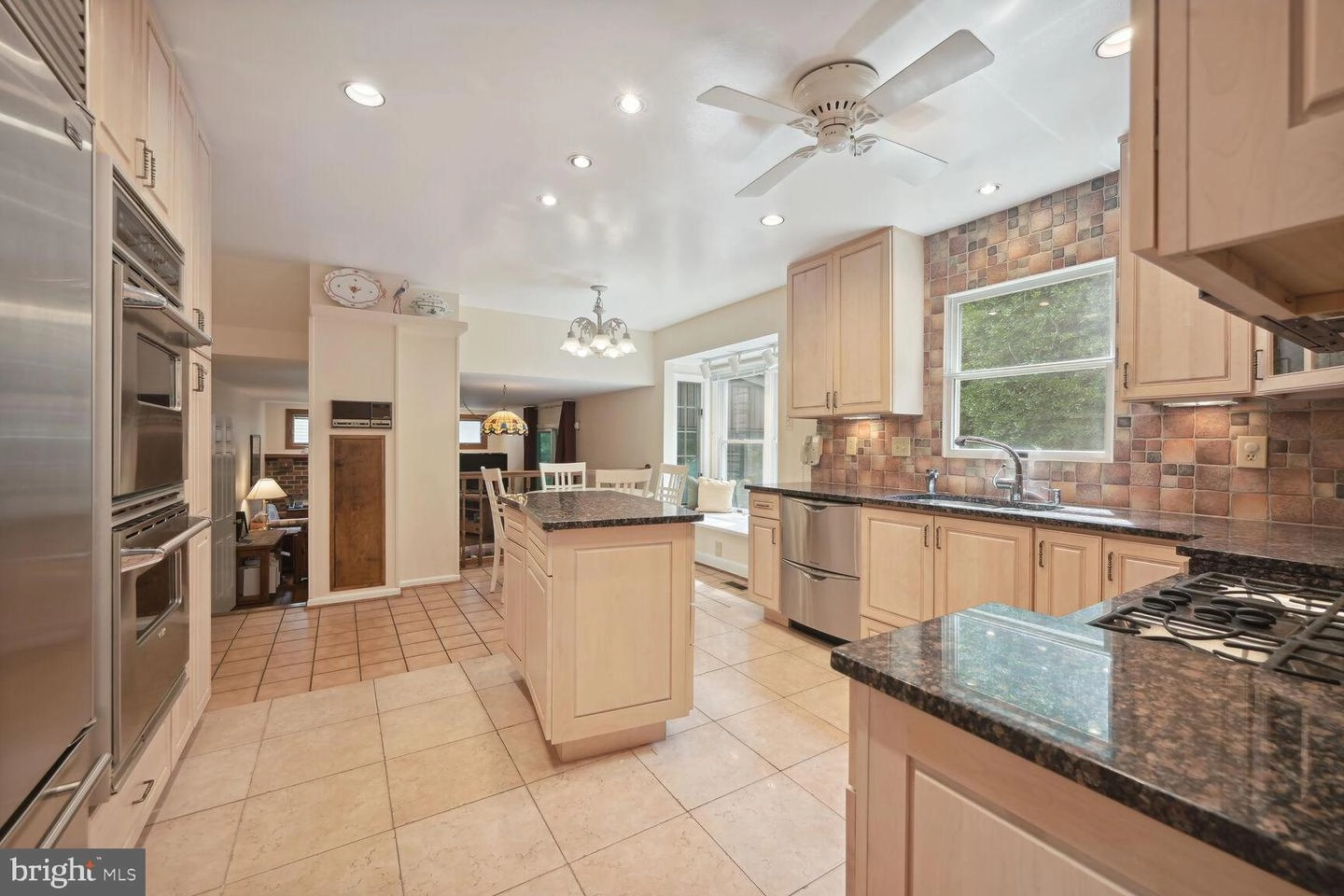 6 Symphony Woods Ct, Silver Spring, MD 20901 photo 13