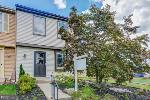 11826 Ashbrook Ct, Germantown, MD 20876
