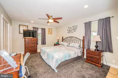 10911 Martha Dr, Silver Spring, MD 20901 photo 22