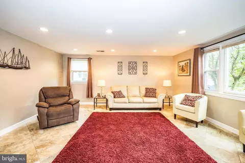 10911 Martha Dr, Silver Spring, MD 20901 photo 37