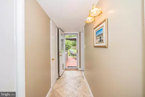 10911 Martha Dr, Silver Spring, MD 20901 photo 45