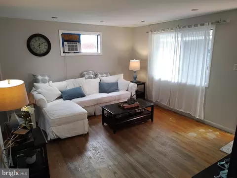 210 Hannes St, Silver Spring, MD 20901 photo 12