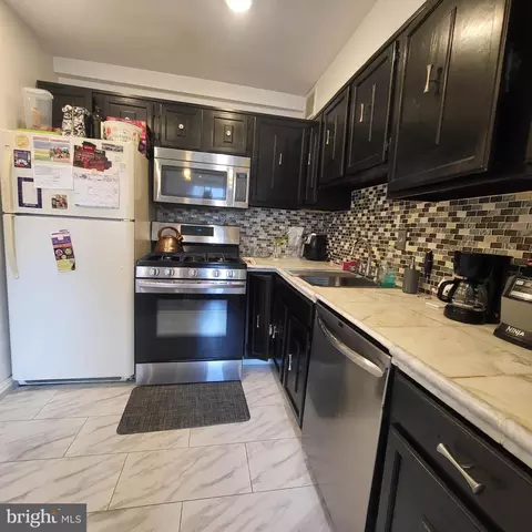 95 E Wayne Ave #207, Silver Spring, MD 20901 photo 3