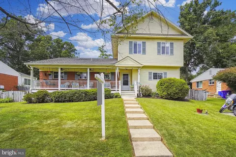 14130 Chadwick Ln, Rockville, MD 20853
