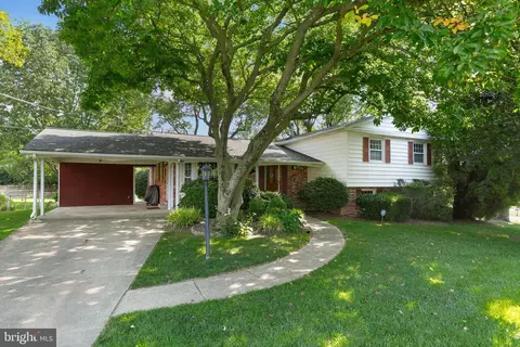 12411 Buckley Dr, Silver Spring, MD 20904 photo 2