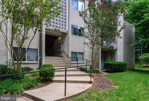 12215 Braxfield Ct #9, Rockville, MD 20852