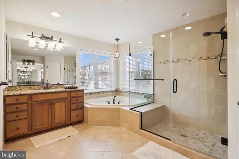 13509 Moonlight Trail Dr, Silver Spring, MD 20906 photo 37
