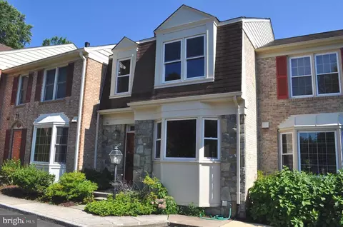 2449 Mccormick Rd, Rockville, MD 20850