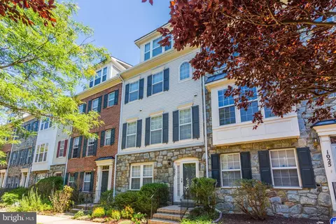 1027 Gaither Rd, Rockville, MD 20850