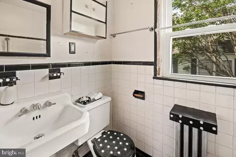 408 E Melbourne Ave, Silver Spring, MD 20901 photo 13