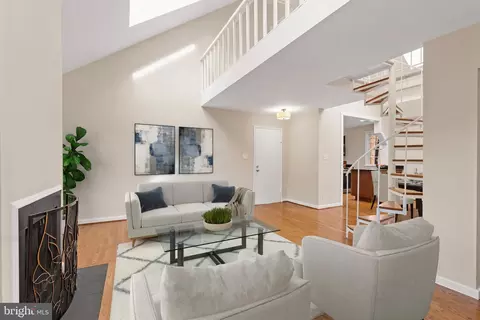 2200 Washington Ave #203, Silver Spring, MD 20910