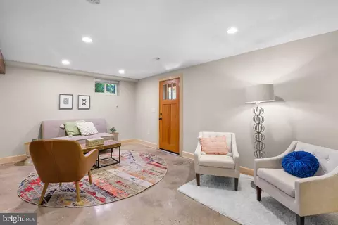 218 Saint Lawrence Dr, Silver Spring, MD 20901 photo 37