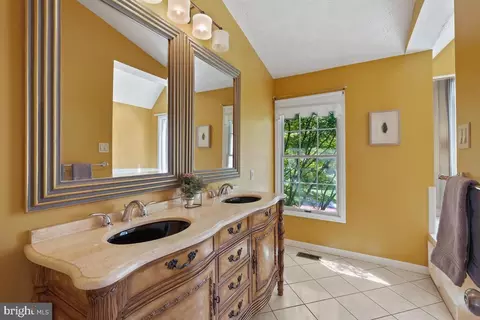 14346 Stilton Cir, Silver Spring, MD 20905 photo 26