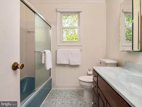 15445 Tindlay St, Silver Spring, MD 20905 photo 28