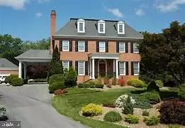 8617 White Post Ct, Potomac, MD 20854