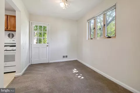 2305 Douglas Ct, Silver Spring, MD 20902 photo 6