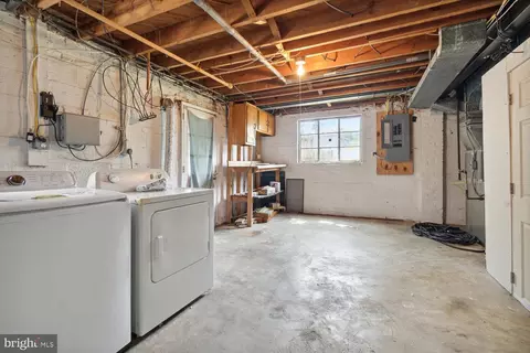 2305 Douglas Ct, Silver Spring, MD 20902 photo 20