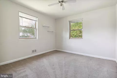 2305 Douglas Ct, Silver Spring, MD 20902 photo 11