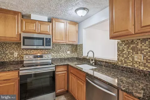 416 Legato Ter, Silver Spring, MD 20901 photo 12
