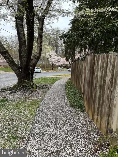 3913 Rickover Rd, Silver Spring, MD 20902 photo 39