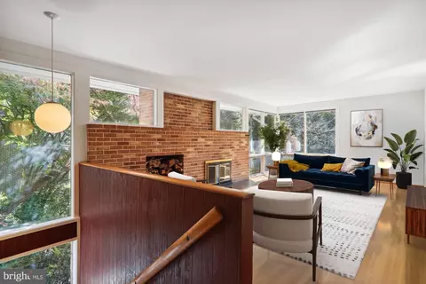 3913 Rickover Rd, Silver Spring, MD 20902 photo 6