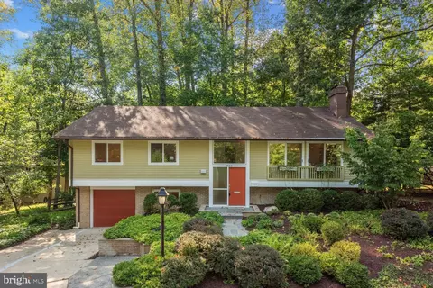 703 New Mark Esplanade, Rockville, MD 20850
