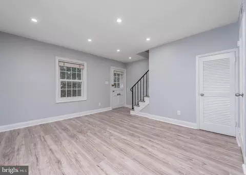 1788 E West Hwy #1788, Silver Spring, MD 20910 photo 2
