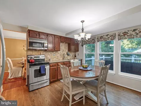 1121 Windmill Ln, Silver Spring, MD 20905 photo 6