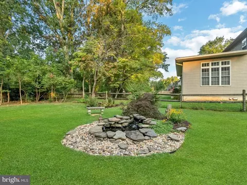 1121 Windmill Ln, Silver Spring, MD 20905 photo 3