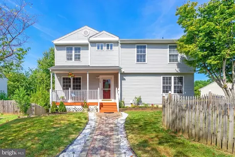 7405 Tarfside Ln, Gaithersburg, MD 20879